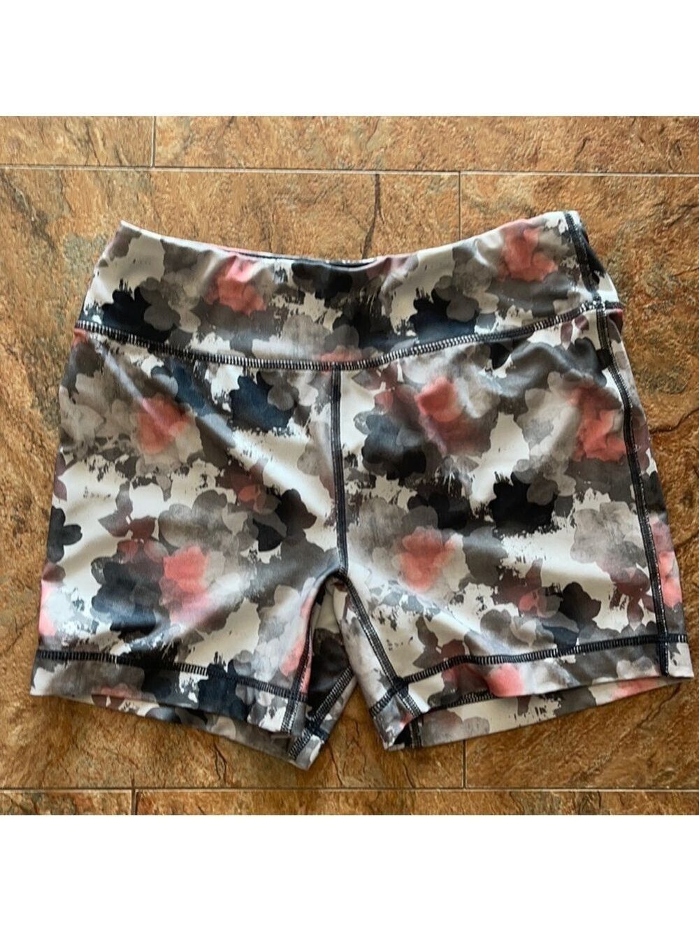 Athletic Works bike shorts size S 🥰